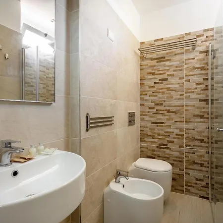 Astoria 3*